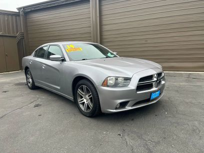 Used 2014 Dodge Charger SXT