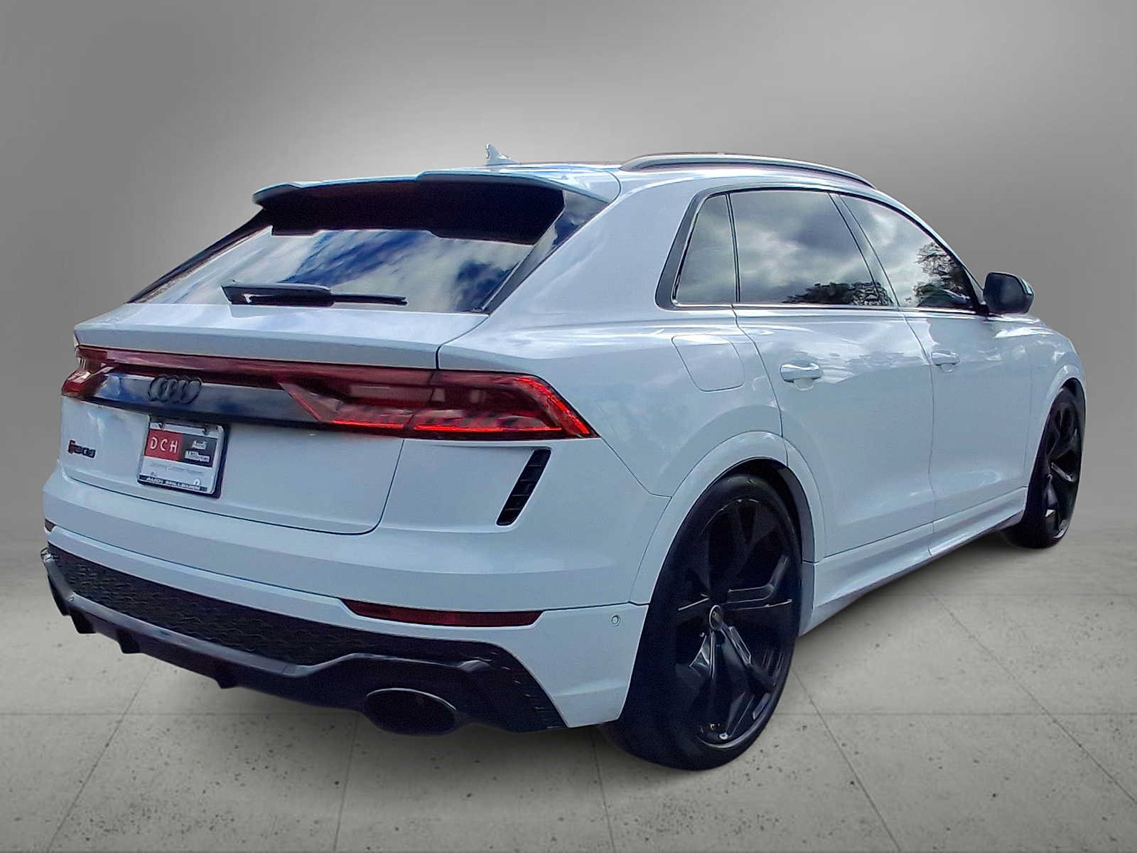 Used 2022 Audi RS Q8 w/ Black Optic Package AWD/4WD image 8