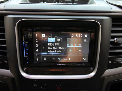 Used 2018 RAM 2500 Tradesman w/ Chrome Appearance Group AWD/4WD image 29