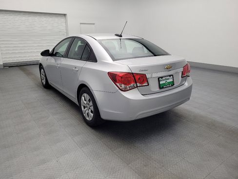 Used 2016 Chevrolet Cruze LS image 5