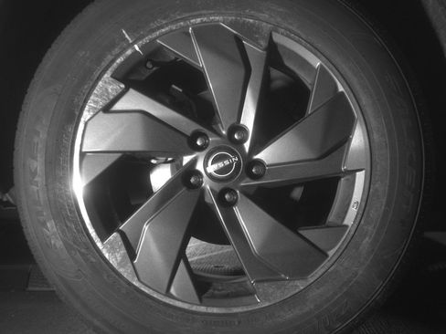 Used 2025 Nissan Rogue SV image 15