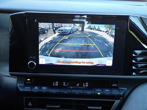 Used 2026 Toyota Camry LE AWD/4WD image 15