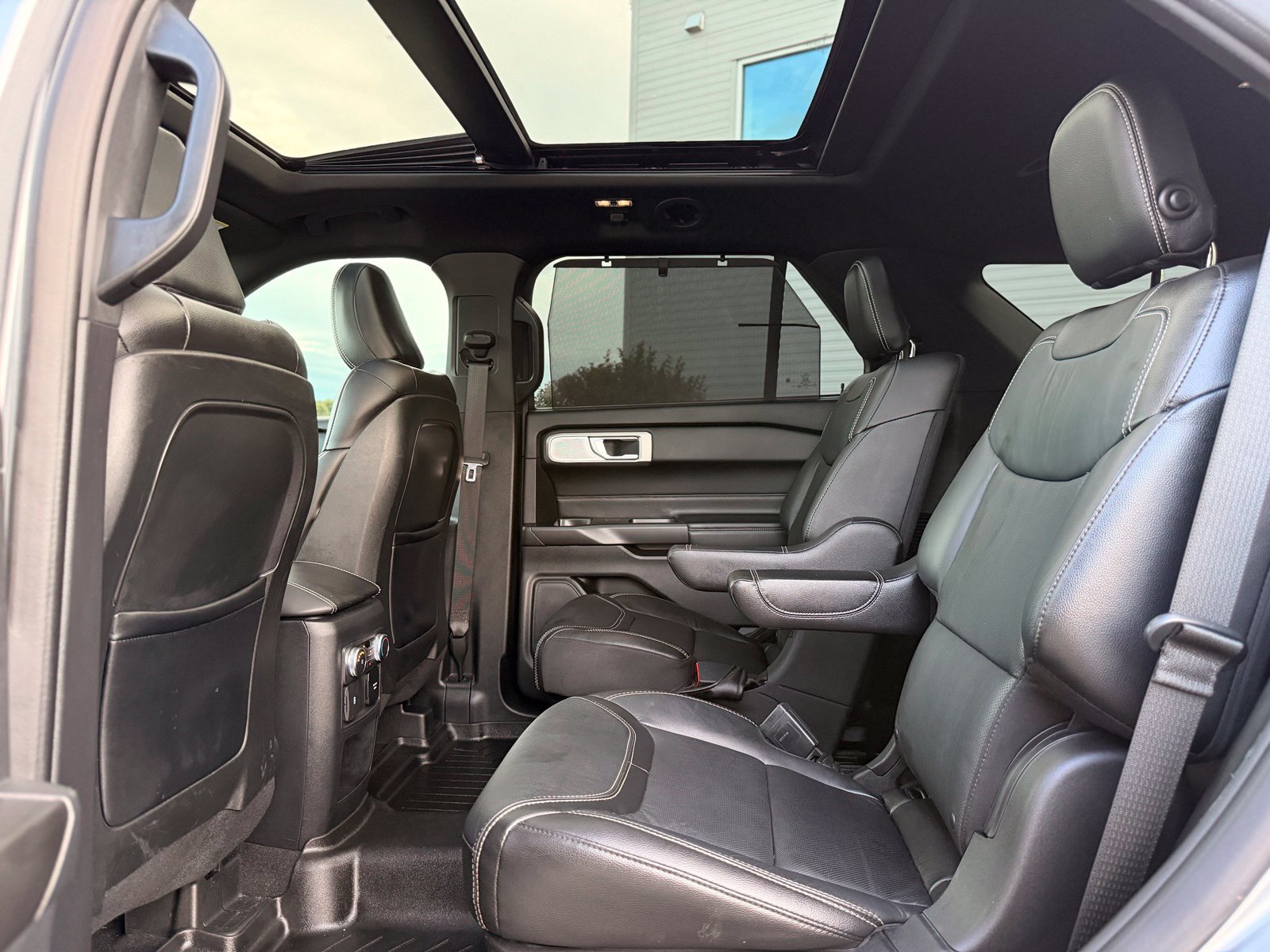 Used 2020 Ford Explorer ST w/ ST Street Pack AWD/4WD image 26