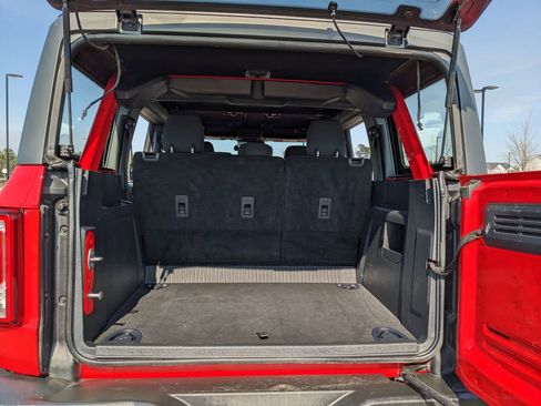 Used 2022 Ford Bronco 4-Door AWD/4WD image 40