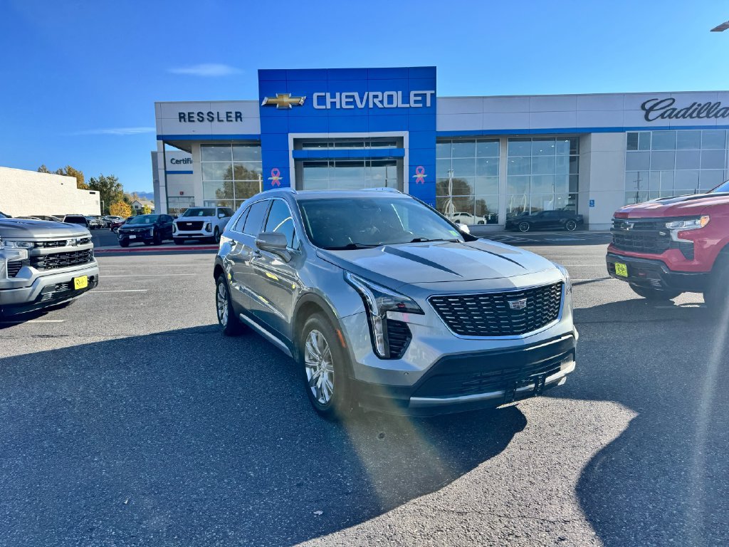 Used 2023 Cadillac XT4 Premium Luxury AWD/4WD image 1