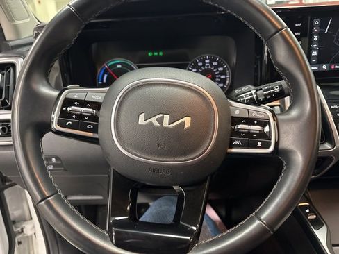 Used 2023 Kia Sorento EX image 24