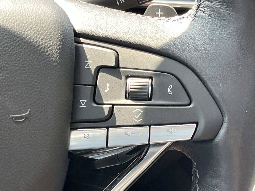 Certified 2024 Cadillac Escalade Sport w/ Touring Package AWD/4WD image 46