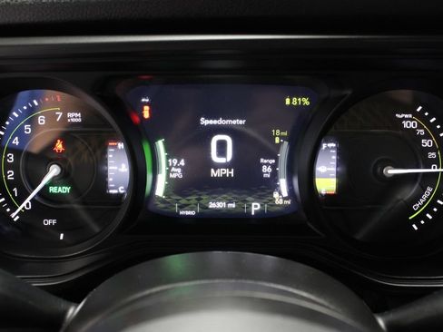 Used 2024 Jeep Wrangler Unlimited AWD/4WD image 30