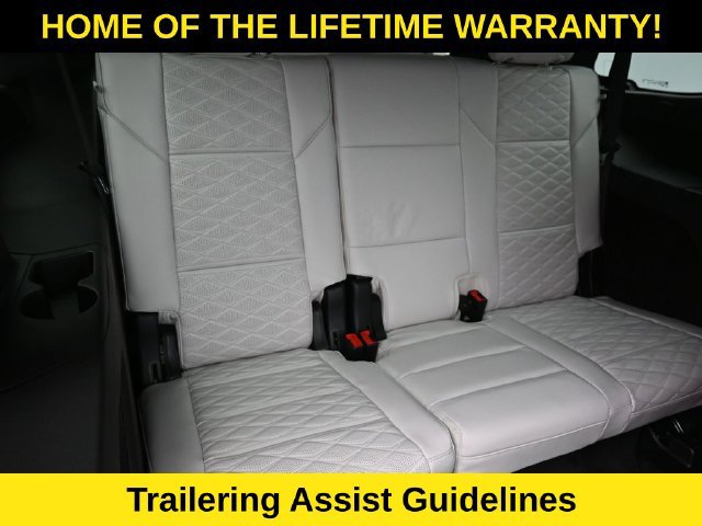 Used 2025 Cadillac Escalade Sport Platinum w/ LPO, Floor Liner Package AWD/4WD image 57