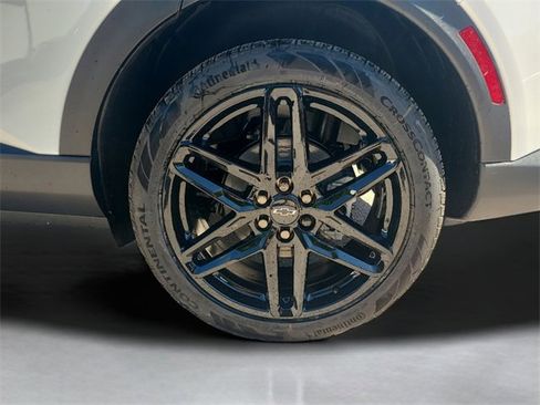 New 2026 Chevrolet Equinox EV LT image 12