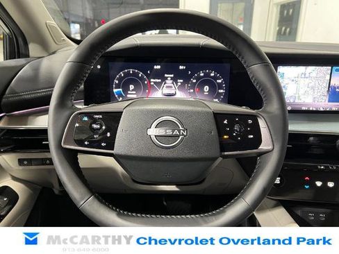 Used 2025 Nissan Murano SL AWD/4WD image 12