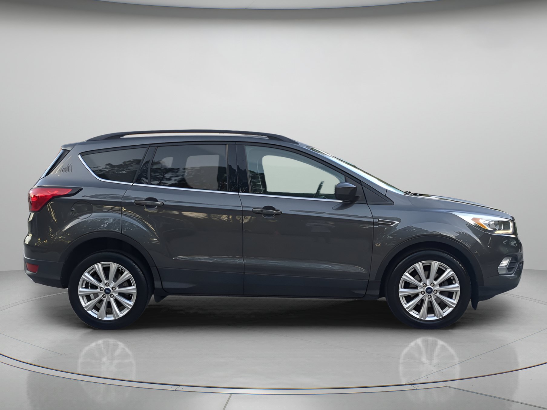 Used 2019 Ford Escape SEL FWD image 39