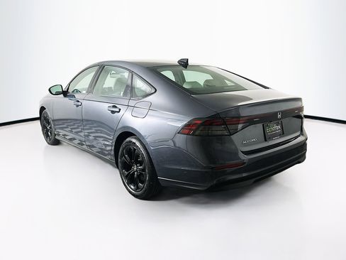 Used 2025 Honda Accord SE image 5