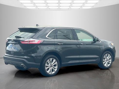Used 2023 Ford Edge Titanium w/ Cargo Accessory Package image 5