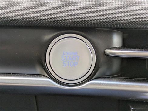 Certified 2025 Hyundai Santa Cruz Limited image 28