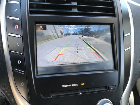 Used 2015 Lincoln MKC w/ Equipment Group 101A Select AWD/4WD image 16