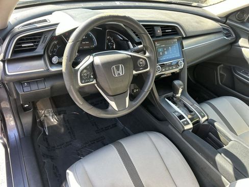 Used 2016 Honda Civic EX image 2