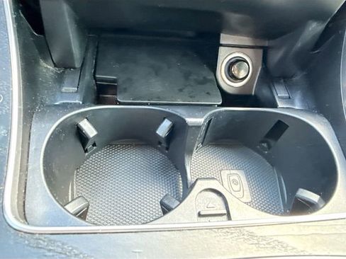 Used 2020 Mercedes-Benz GLC 300 4MATIC image 31