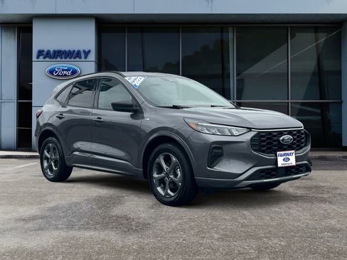 Used 2023 Ford Escape ST-Line image 3