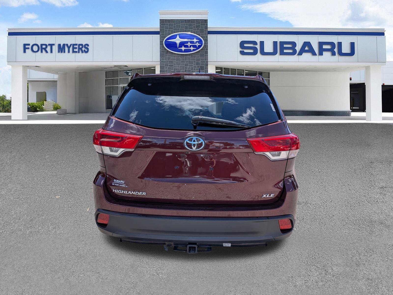 Used 2017 Toyota Highlander XLE FWD image 5