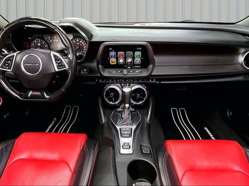 Used 2018 Chevrolet Camaro SS RWD image 7
