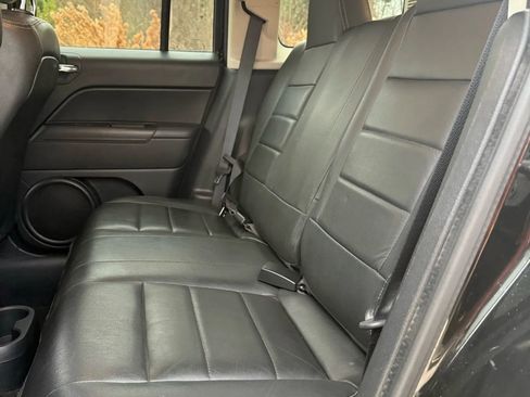 Used 2016 Jeep Patriot High Altitude image 6