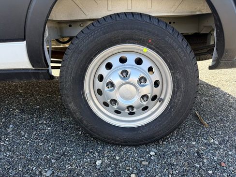 New 2026 Ford Transit 250 148 Medium Roof Extended AWD w/ Load Area Protection Package image 10