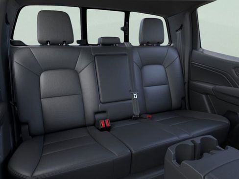 New 2025 Chevrolet Colorado LT w/ LT Convenience Package RWD image 17