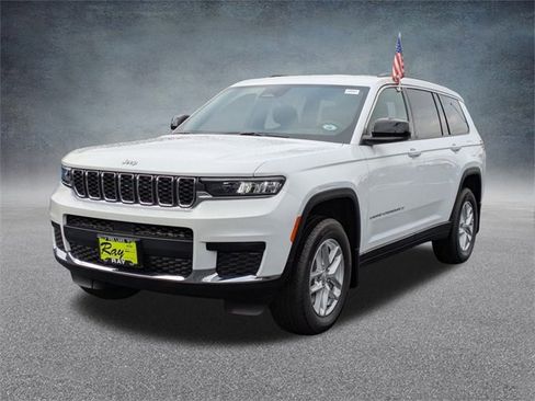 New 2025 Jeep Grand Cherokee L Laredo w/ Luxury Tech Group I image 8