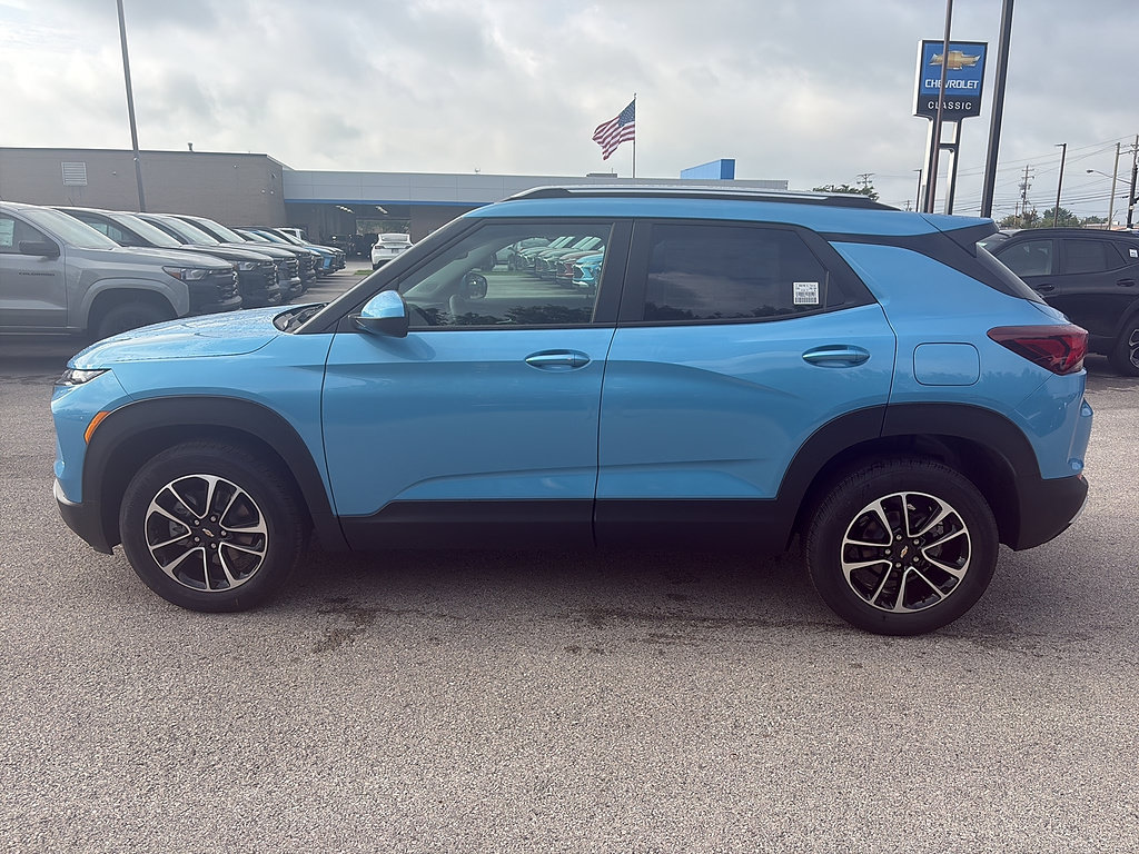 New 2026 Chevrolet TrailBlazer LT w/ Convenience Package AWD/4WD image 2