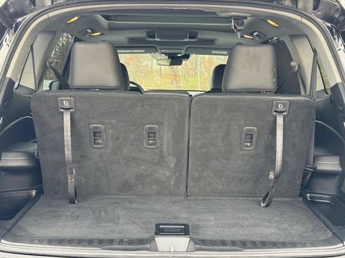 Used 2020 Honda Pilot Elite image 4