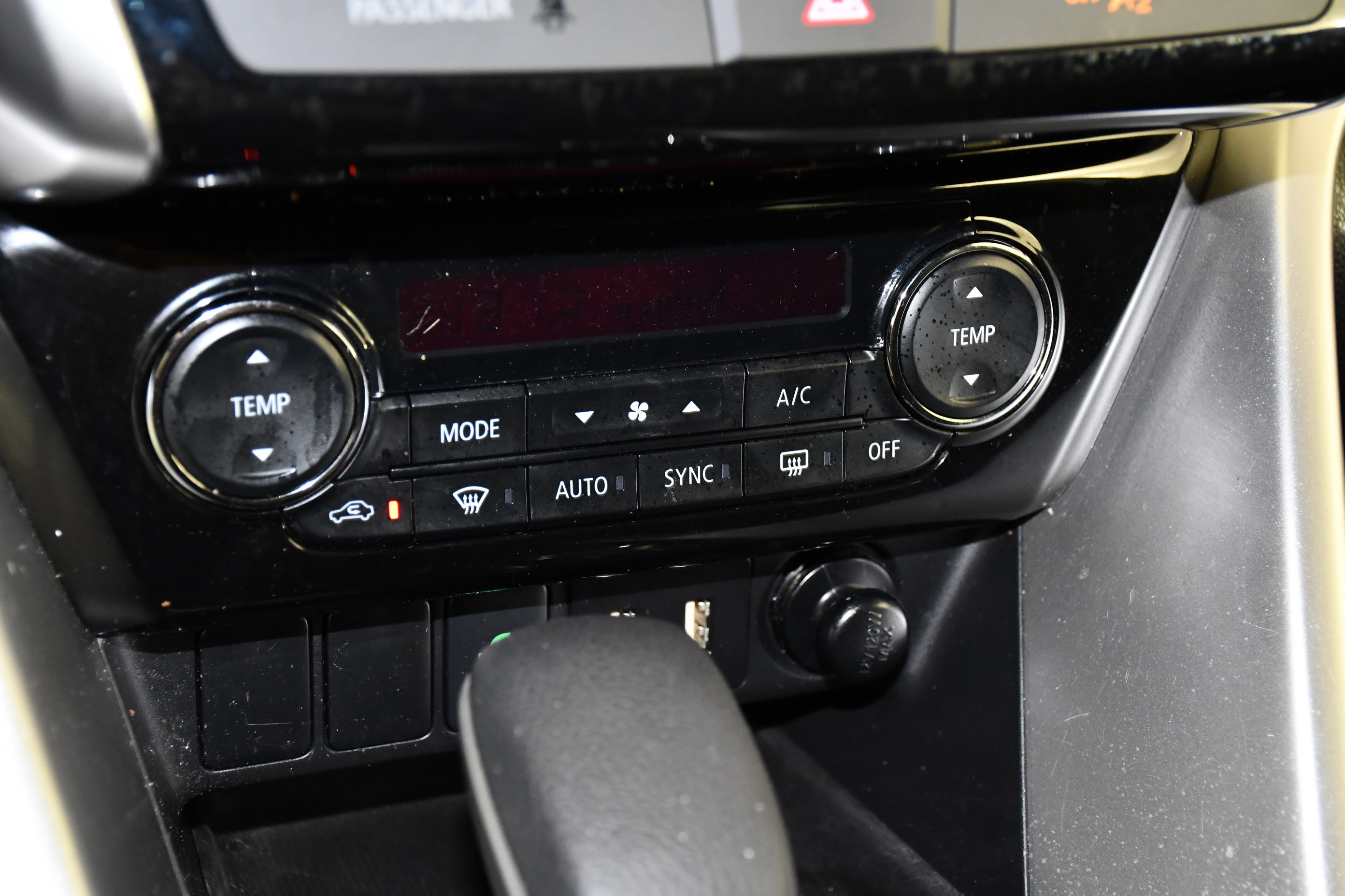 Used 2025 Mitsubishi Eclipse Cross SE AWD/4WD image 28