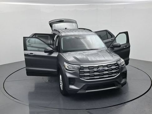 New 2026 Ford Explorer Active RWD image 56