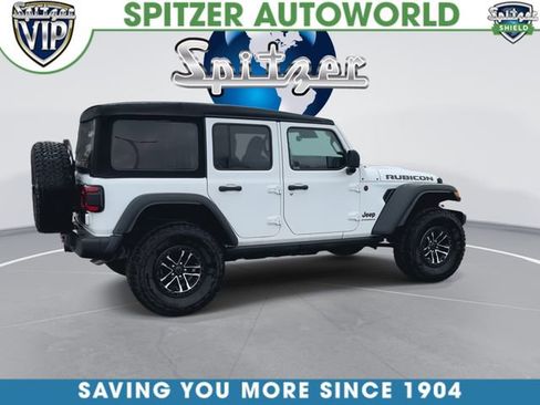 Used 2024 Jeep Wrangler Unlimited Rubicon w/ XTREMEE 35" Tire Package AWD/4WD image 10