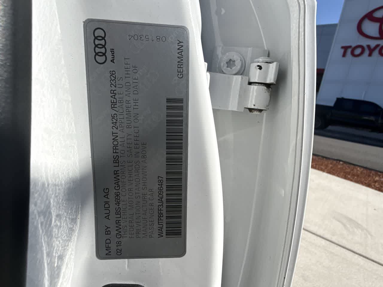Used 2018 Audi A3 e-tron Premium Plus w/ Premium Plus Package FWD image 24