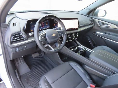 New 2026 Chevrolet Traverse LT w/ Enhanced Driving Package AWD/4WD image 20
