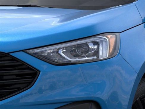New 2024 Ford Edge SE w/ Black Appearance Package image 40