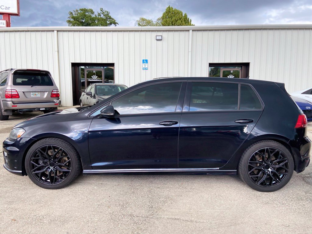 Used 2016 Volkswagen Golf R 4-Door AWD/4WD image 2