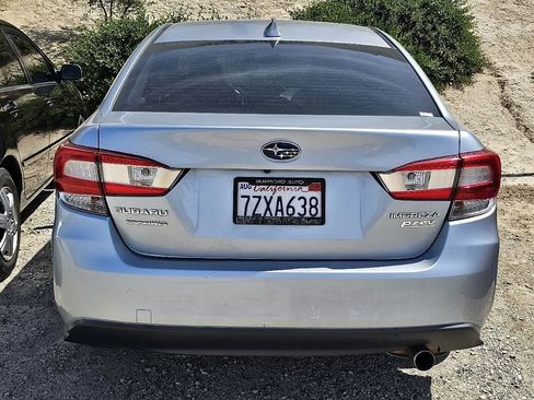 Used 2017 Subaru Impreza 2.0i Limited image 10