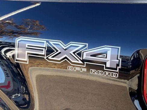 Certified 2024 Ford F150 Lariat w/ FX4 Off-Road Package image 30