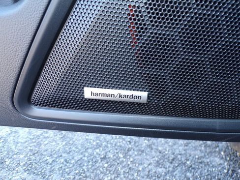 Certified 2025 Subaru Outback Limited image 21