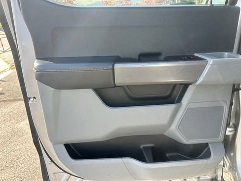 Used 2021 Ford F150 XLT image 24