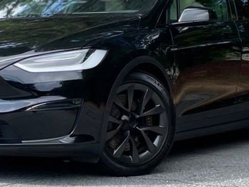 Used 2022 Tesla Model X AWD/4WD image 2