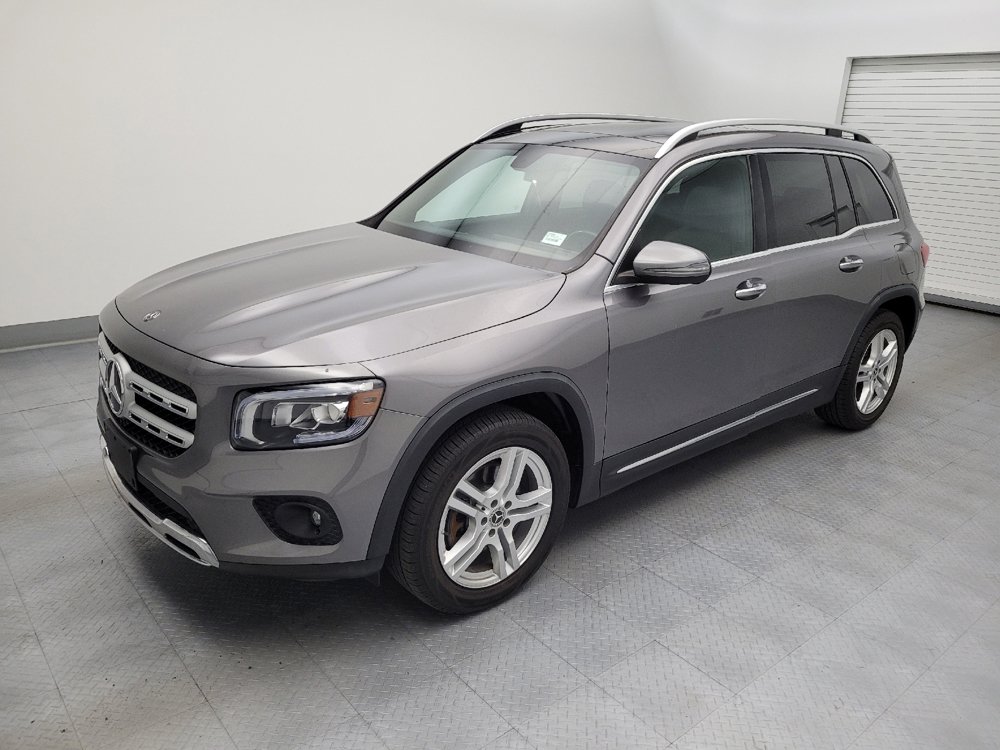 Used 2020 Mercedes-Benz GLB 250 4MATIC w/ Premium Package image 2
