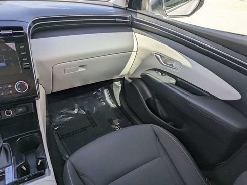 Used 2022 Hyundai Tucson SEL FWD image 17