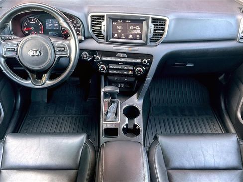 Used 2018 Kia Sportage EX image 7