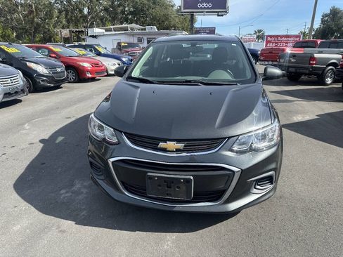 Used 2019 Chevrolet Sonic LT w/ Convenience Package image 9