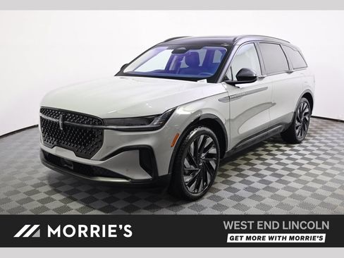 New 2026 Lincoln Nautilus Reserve w/ Jet Appearance Package AWD/4WD image 1