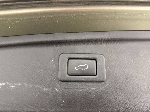 Used 2018 Subaru Outback 2.5i Limited image 31