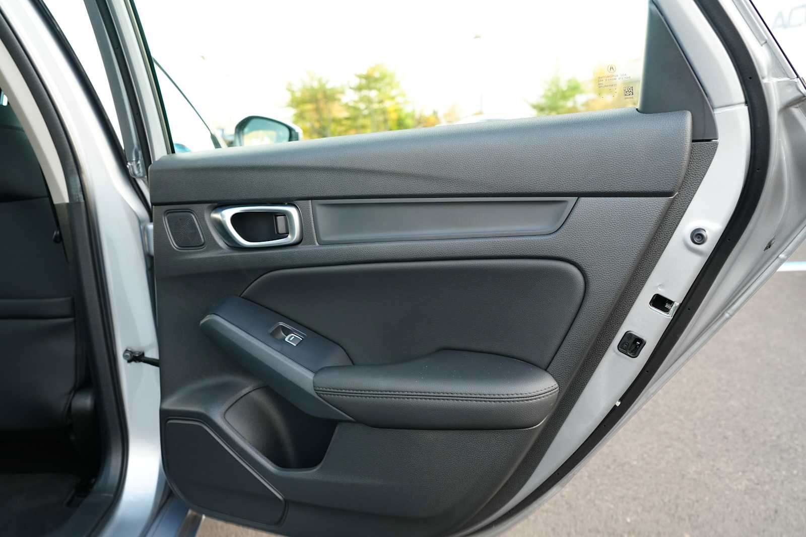 Used 2024 Acura Integra FWD image 32
